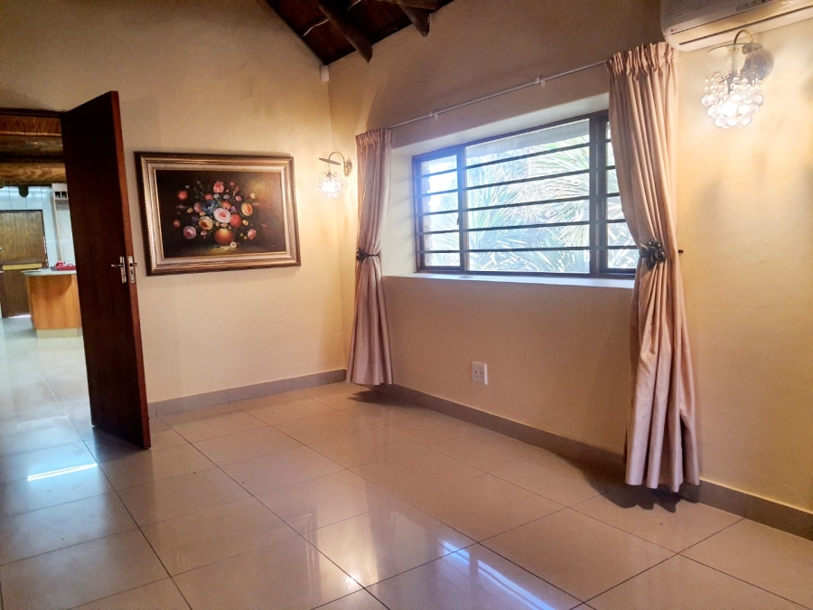 3 Bedroom Property for Sale in Menkenkop Western Cape